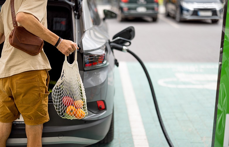 Weshalb Ladepunkte für Elektrofahrzeuge einrichten?